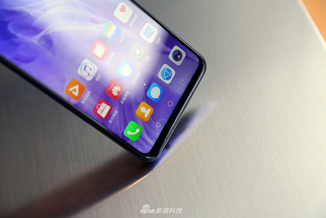 自拍能印成海报的华为nova 3外观图赏