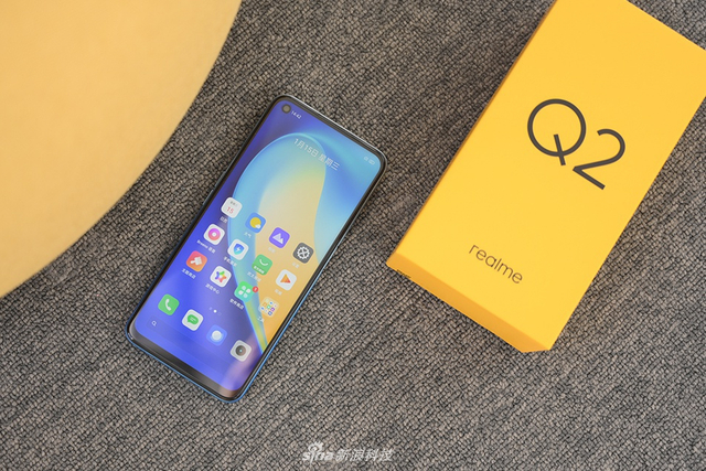 颜值不输旗舰 realme 真我q2图赏_新浪图片