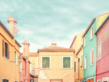 鲜艳的彩色 意大利色彩岛的童话世界