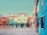鲜艳的彩色 意大利色彩岛的童话世界