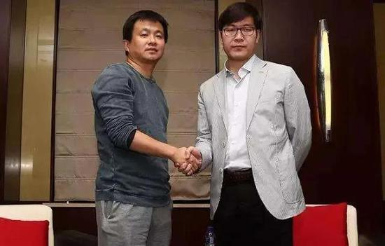 姚劲波（右）与杨浩涌（左）