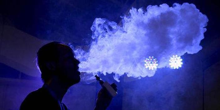调查显示近一成美国青少年使用电子烟抽大麻