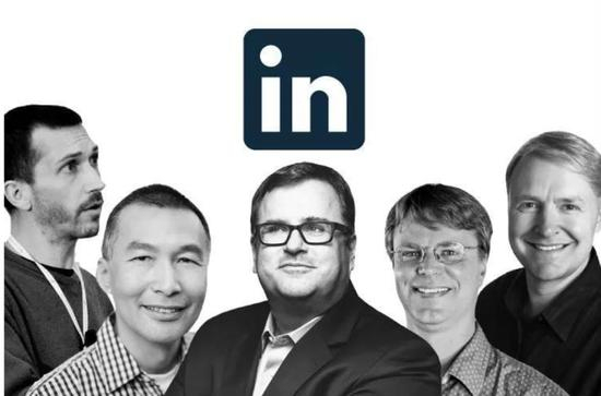 LinkedIn的5位创始人，左二是Eric Ly