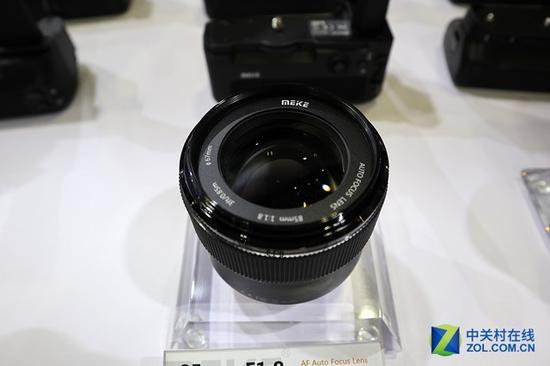 美科85mm&nbsp;f/1.8自动镜头