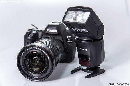 圆润的机身手感很好