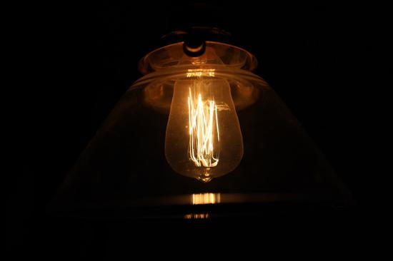 焦距：35mm　 光圈：f/4.0　 ISO感光度：100