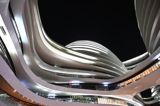 焦距：24mm　 光圈：f/4.0　 ISO感光度：200
