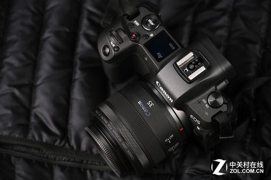 新镜头价格比EF 35mm F2更便宜功能更丰富，对EOS R用户而言 这就比转接更划算了