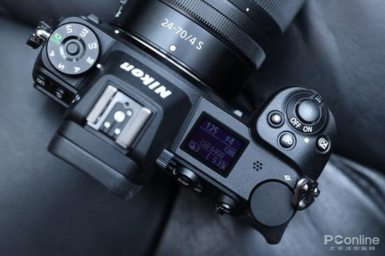 还是熟悉的按键分布和OLED电子肩屏