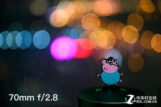 70mm&nbsp;f/2.8光圈下的光斑效果