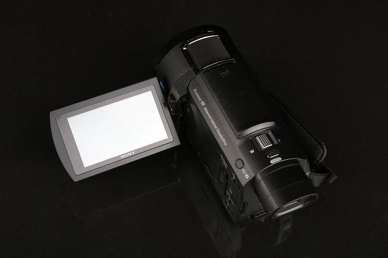 索尼4K摄像机AX60显示屏