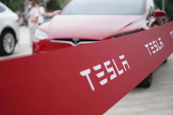 图源特斯拉官微