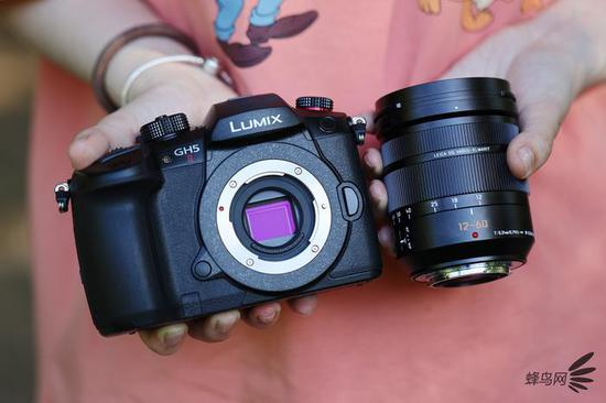 更强的视频拍摄能力 松下LUMIX GH5 Ⅱ评测_手机新浪网