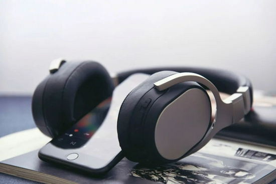 图/摄图网，基于VRF协议