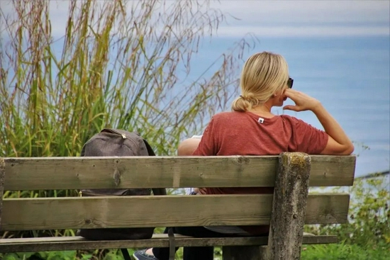 哺乳本身并不会导致下垂|Pixabay