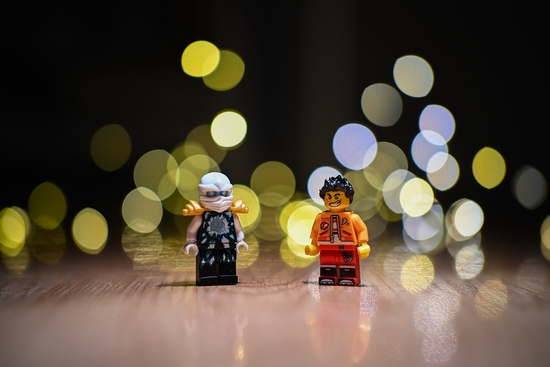 　　焦距：50mm　 光圈：f/1.8　 ISO感光度：400　 曝光时间：1/80s　 曝光补偿：0EV　 白平衡：自动