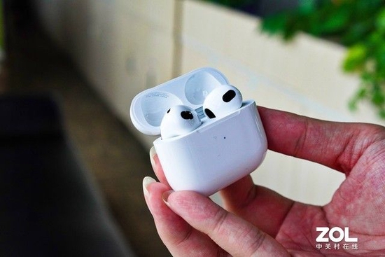 AirPods 3