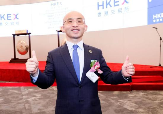 包凡离开亚信之后创立的华兴资本也在今年上市了