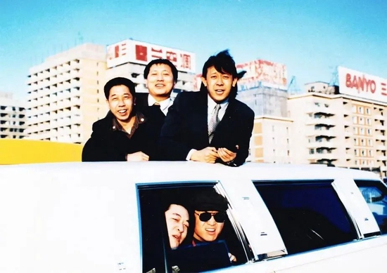 图：《阳光灿烂的日子》剧照