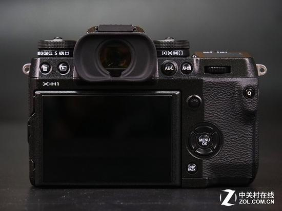 机身背面，X-H1的设计和X-T2很近似