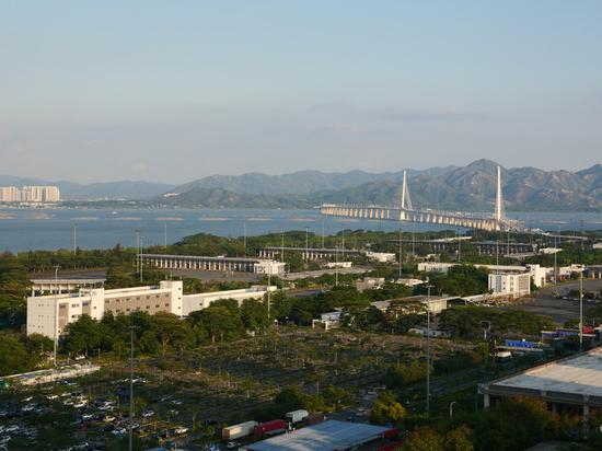 焦距：35mm　 光圈：f/6.3　 ISO感光度：200