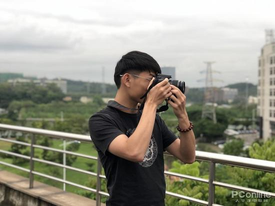普通拍摄姿势