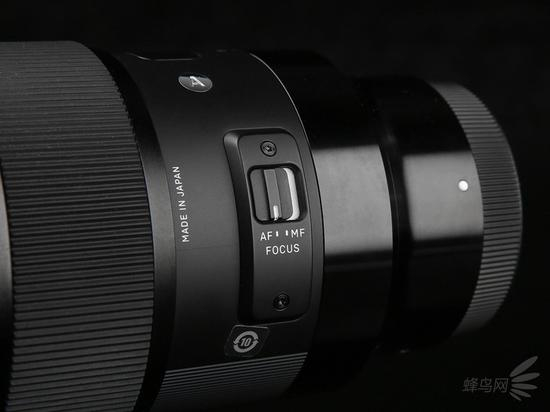 适马50mmF1.4ArtE对焦模式切换键