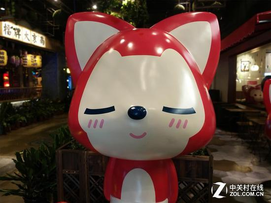 三星Galaxy A9 Star暗光虚化样张