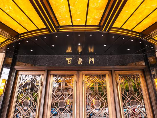 焦距：24mm 快门速度：1/125秒 光圈：F1.7 感光度：ISO 200