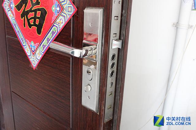 没那么简单 智能门锁安装过程全记录 