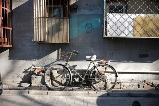 焦距：35mm　 光圈：f/1.4　 ISO感光度：100　 曝光时间：1/250s　 曝光补偿：0EV　 白平衡：自动