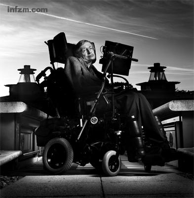 霍金的存在已不再具有物理学上的意义，而是具有另一种意义——成为人类与不幸命运抗争的象征。