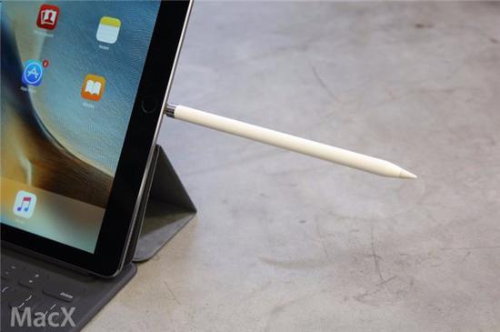 苹果专利曝光：未来你可以将手写笔磁吸到iPad Pro侧边_手机新浪网
