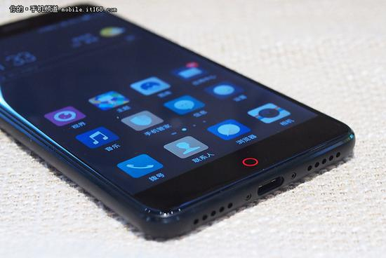 努比亚Z17mini外观