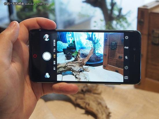 努比亚相机界面