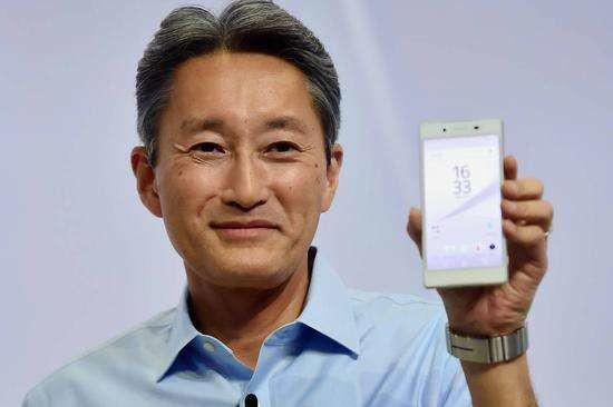 索粉们守护的姨夫の微笑