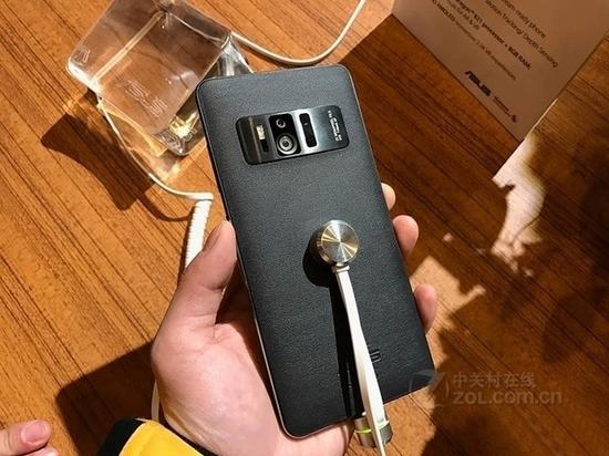 ZenFone&nbsp;AR