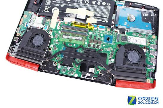 WiFi天线和屏幕排线与热管距离太近