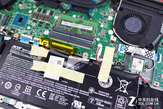 胶布固定排线的做法十分不靠谱