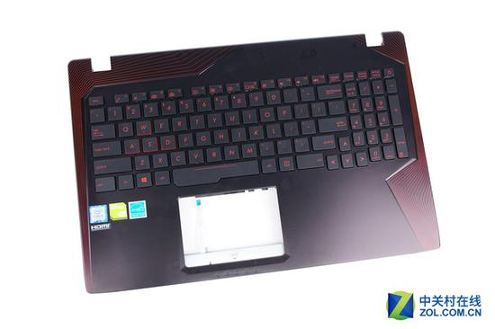 C面为光面的塑料材质