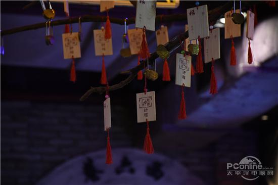 光圈：F5.6 快门：0.01 sec ISO：3200