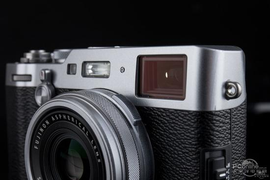 混合取景结合了旁轴相机取景与电子辅助两者优势