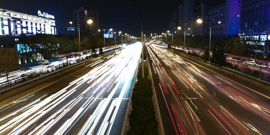 荣耀畅玩7X样张（流光快门）