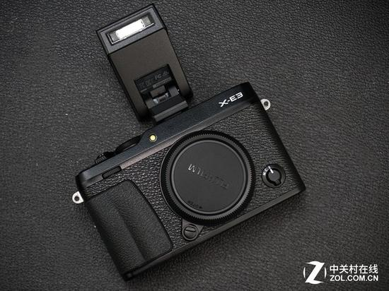 机身安装闪光灯效果