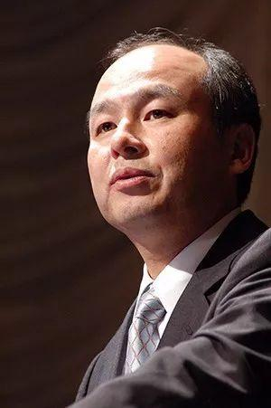 　　清华经管学院顾问委员会新增委员：软银集团股份有限公司法人代表董事长兼总裁孙正义（Masayoshi Son）