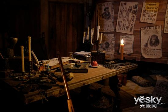 快门速度：1/27秒 光圈：F2.8 感光度：ISO3200 焦距：23mm 风格：PROVIA