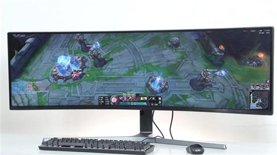 三星CHG90能提供49英寸，32：9的超大视野