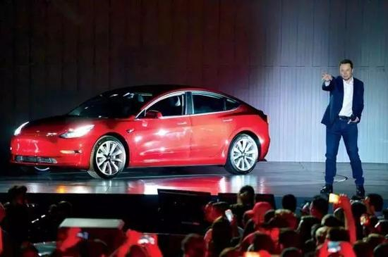 Musk 与特斯拉 Model 3