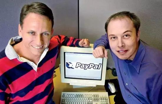 1998 年，Musk 与 Peter Thiel 一道创办了 PayPal