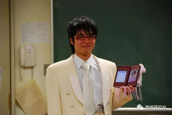 　SAL9000与宁宁的婚礼